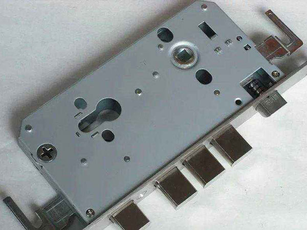 若尔盖24小时上门开锁公司